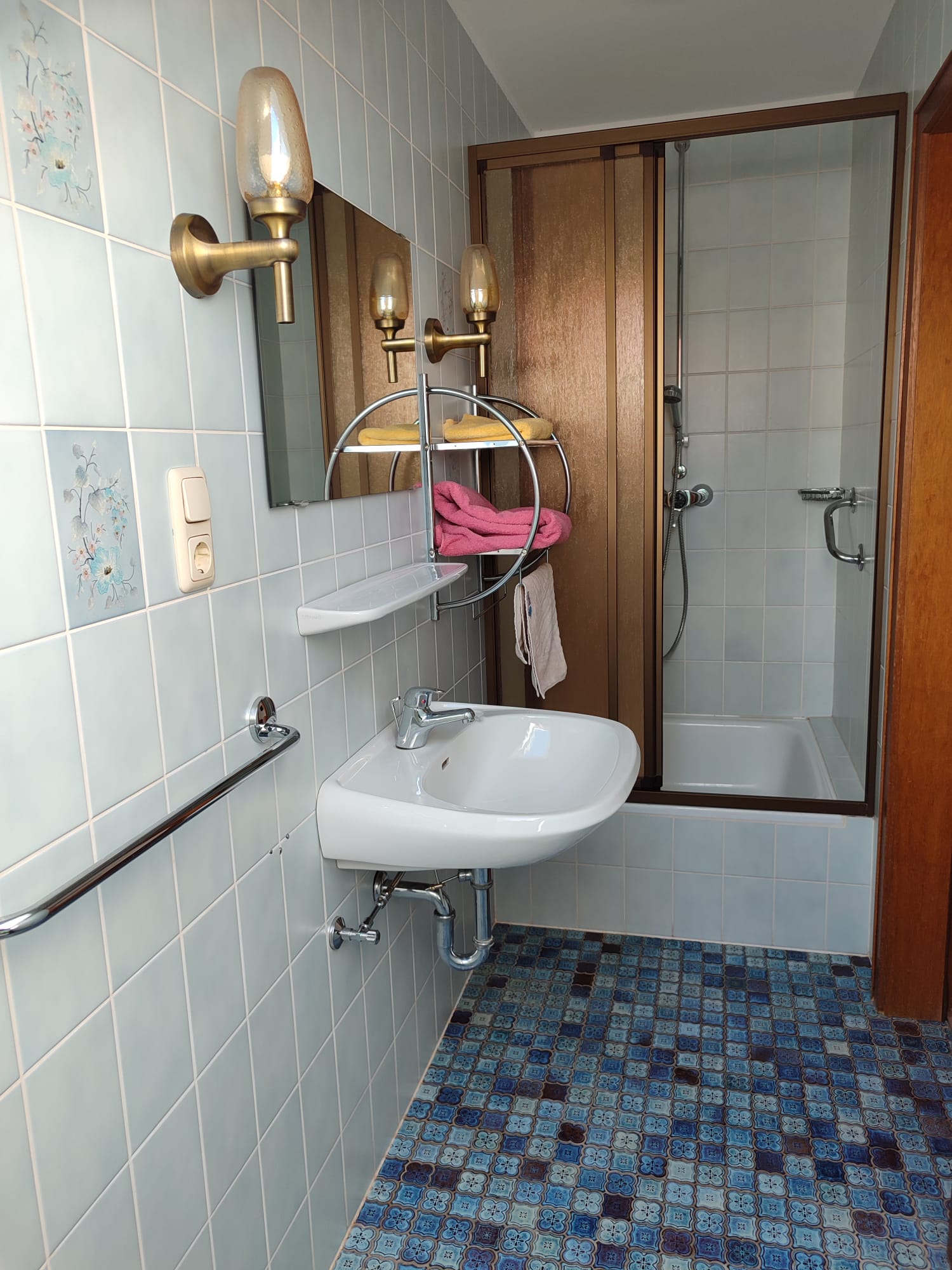 Bad Zimmer Nr. 6